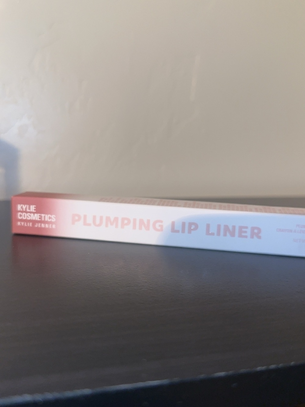 Kylie Cosmetics Plumping Lip Liner - Soft Pink to Peach Gradient